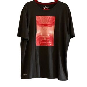 Nike Men's Black Graphic Dri Fit Basketball T-Shirt XXL EUC